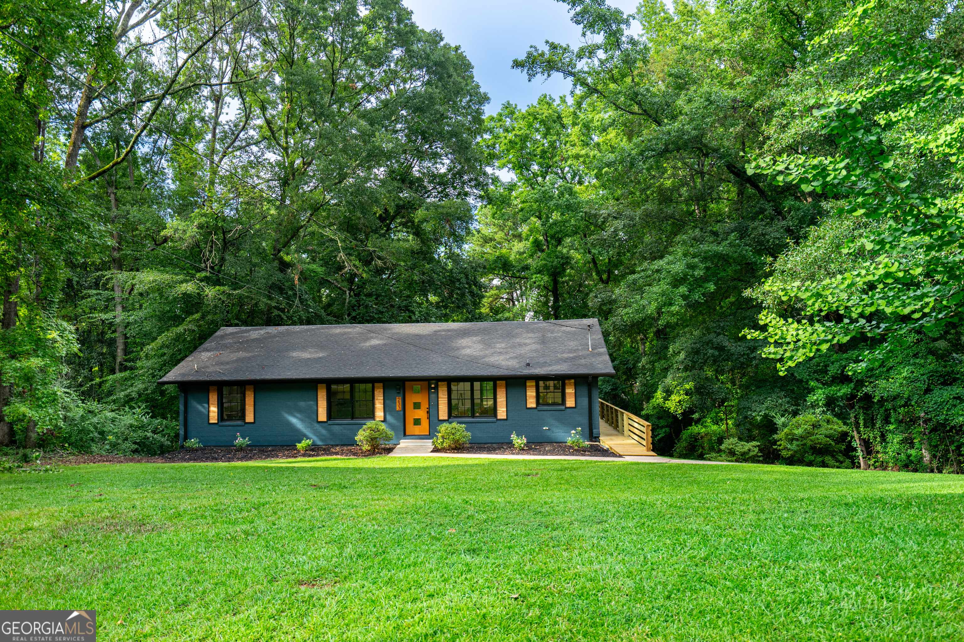 Lagrange, GA 30241,233 Laurel LN
