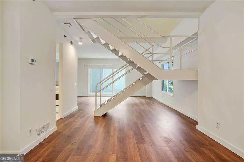 Atlanta, GA 30306,587 Virginia AVE NE #315