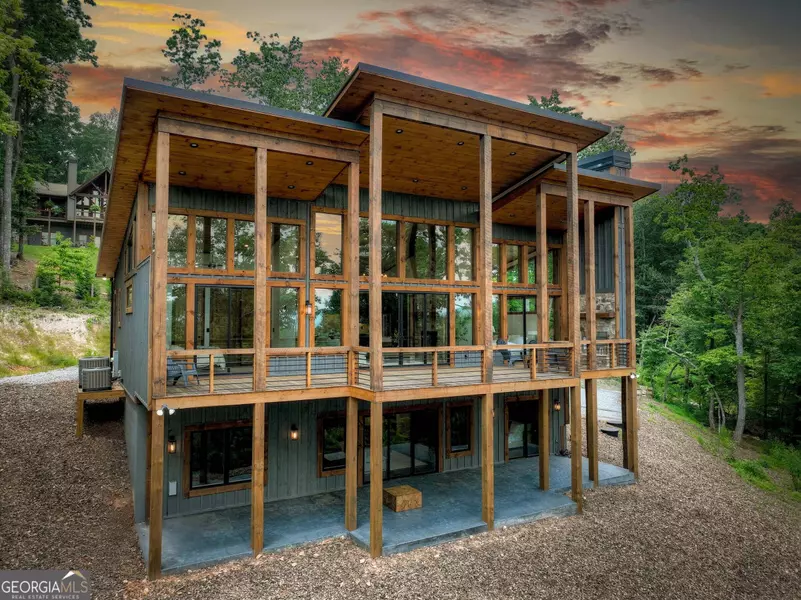768 Cherokee CIR, Ellijay, GA 30540