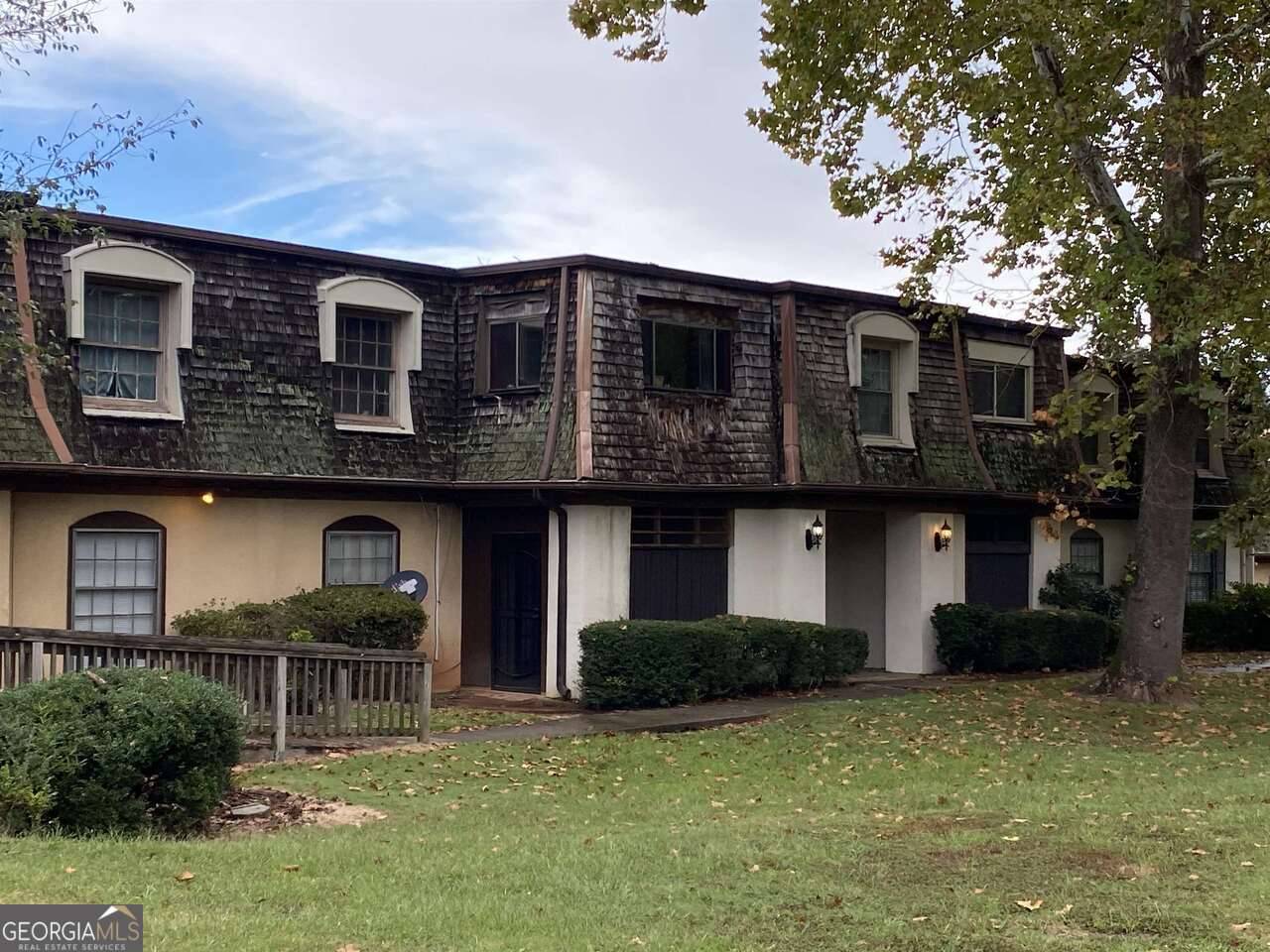 Lithonia, GA 30038,34 Le Parc Fontaine