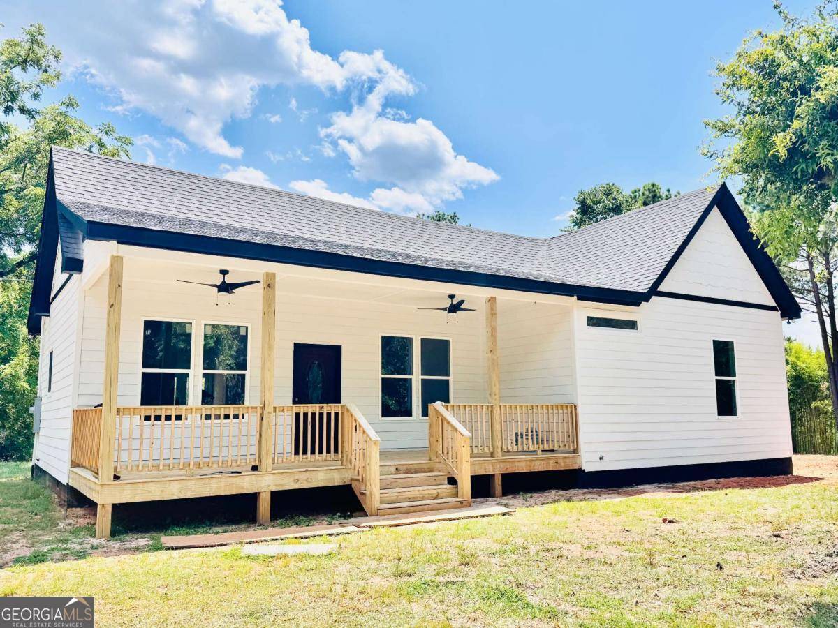 1859 William Smith RD, Elberton, GA 30635