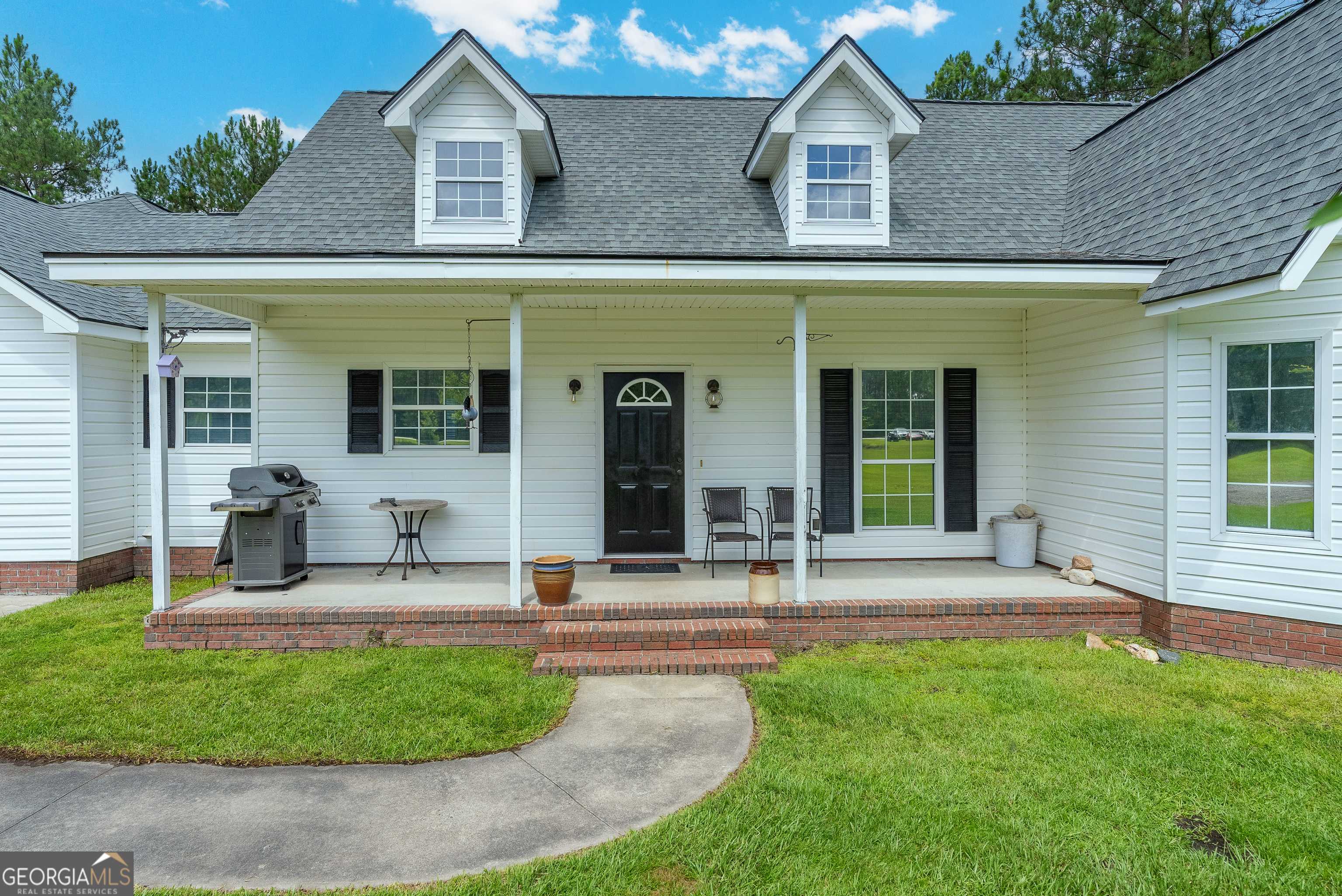 400 Smith Rd, Waycross, GA 31503