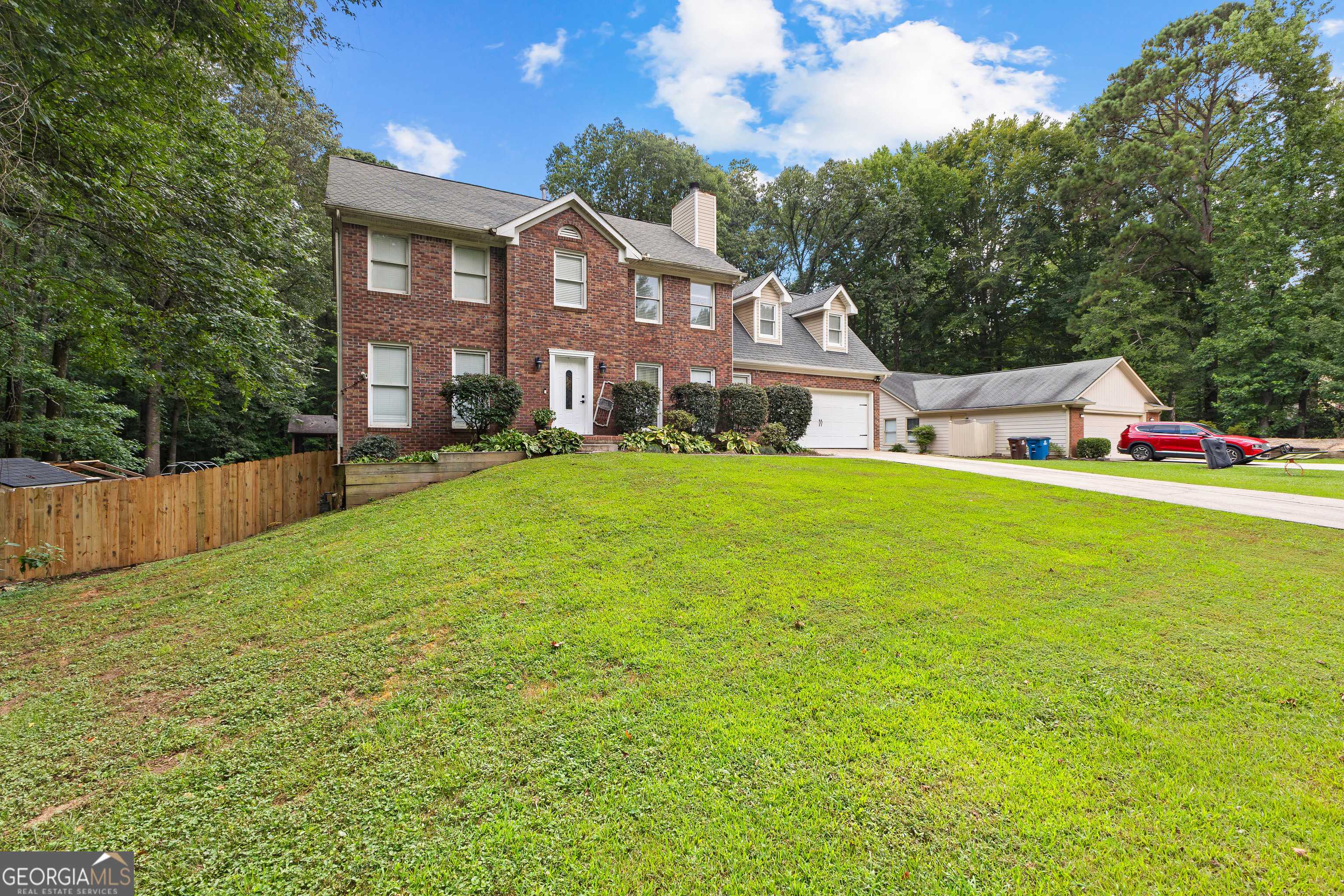 Peachtree City, GA 30269,435 Hampton Green