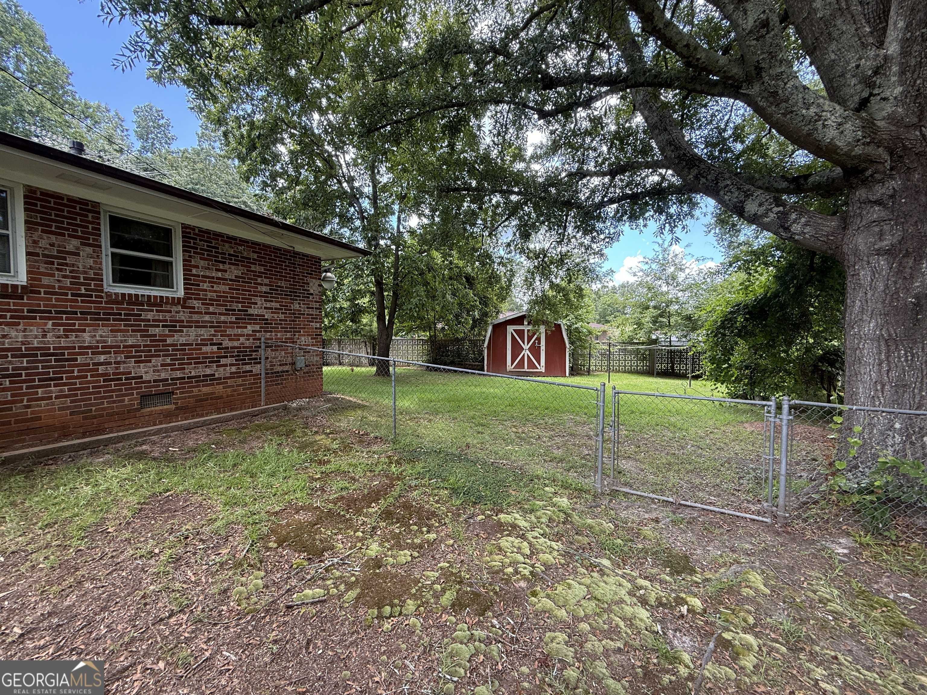 Toccoa, GA 30577,286 Hilltop WAY