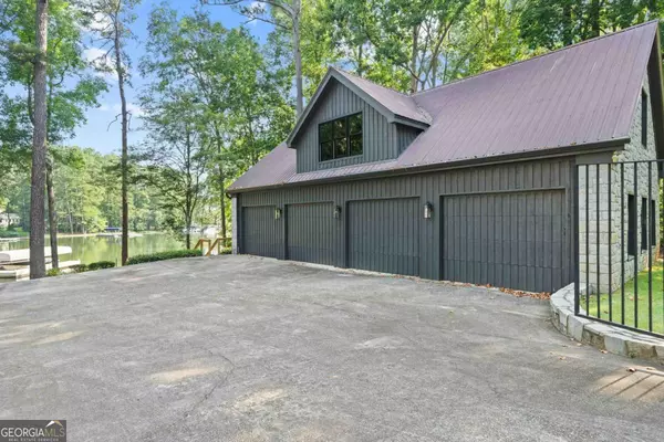 White Plains, GA 30678,1040 Chieftian WAY