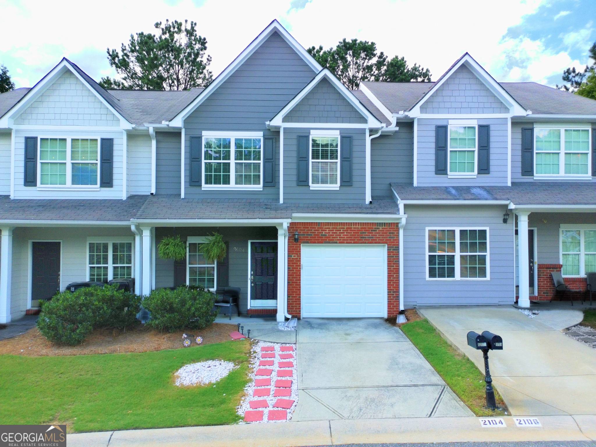 2104 Waterleaf DR, Buford, GA 30519