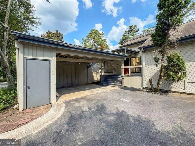 Marietta, GA 30068,4964 N Ellipse DR