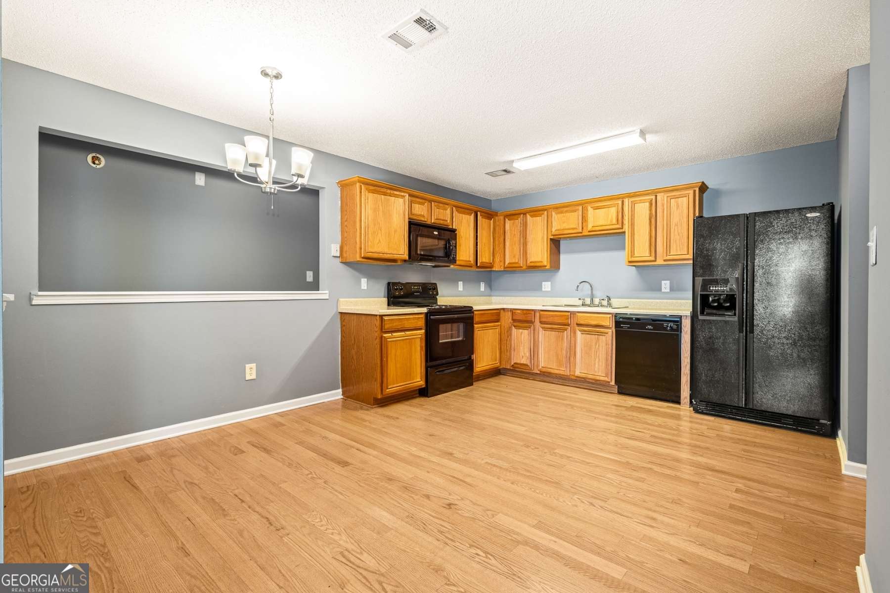 Atlanta, GA 30349,5955 Raventree CT