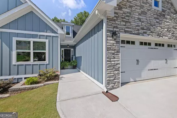 Athens, GA 30605,220 Meredith Ridge RD