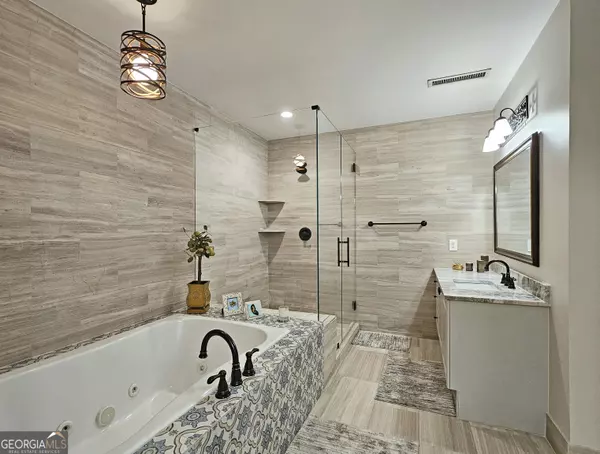 Atlanta, GA 30309,1735 Peachtree ST NE #216