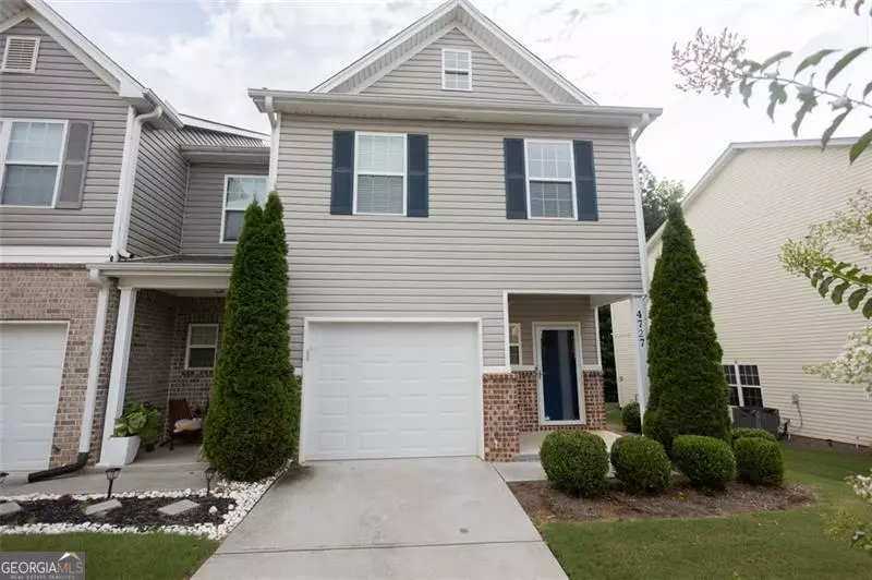 4727 Beacon Ridge LN, Flowery Branch, GA 30542