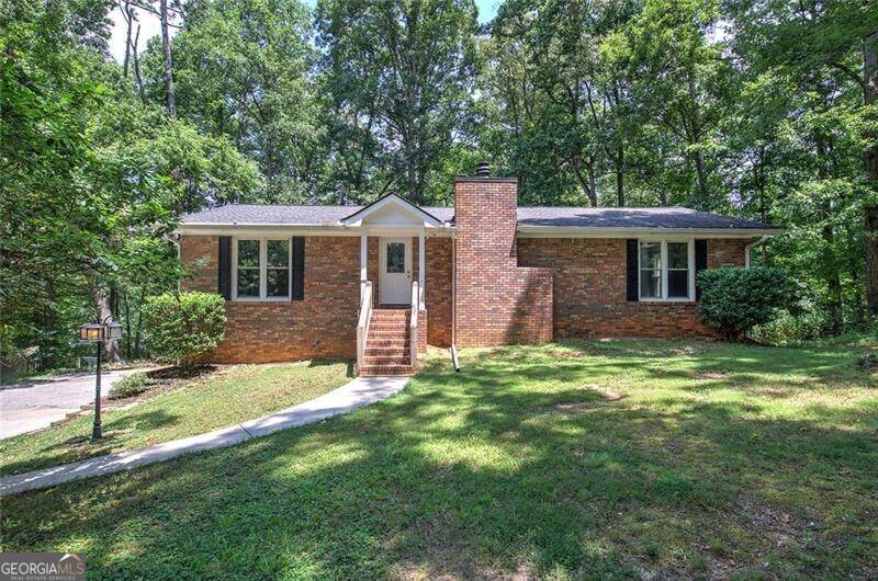 2140 McDuffie RD, Austell, GA 30106