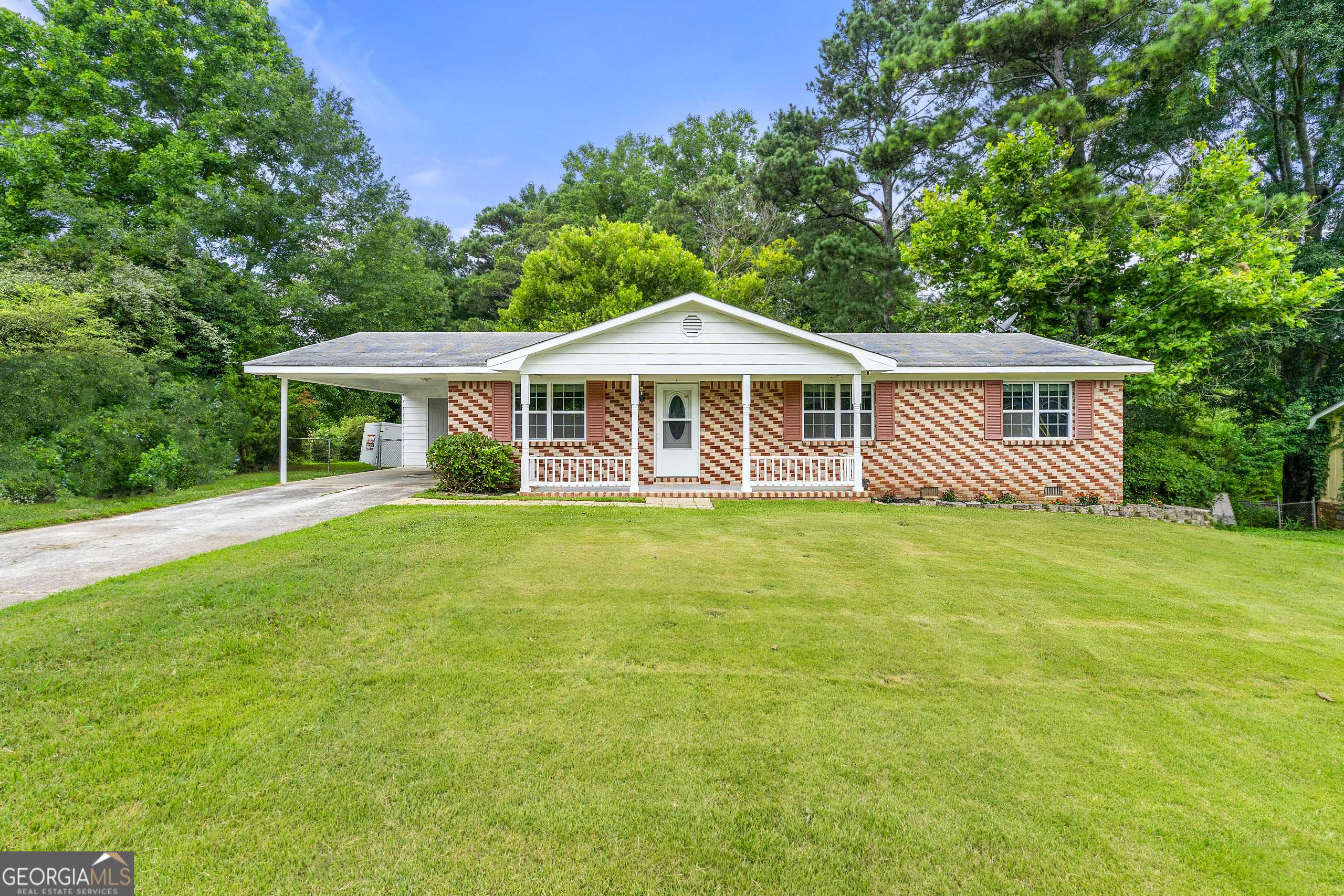3027 Lakeridge DR SE, Conyers, GA 30094
