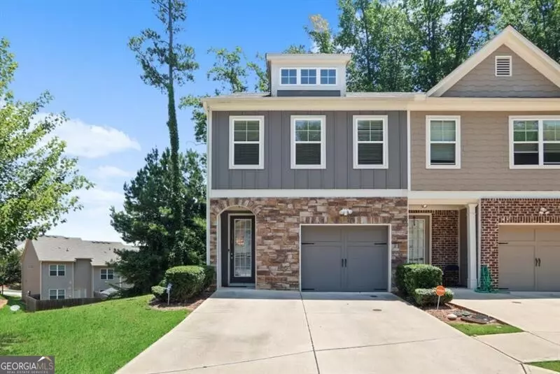 2256 Triple Crown LN, Lithonia, GA 30058
