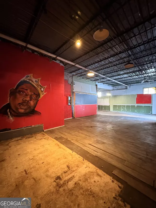 Atlanta, GA 30331,1825.5 Delowe DR SW