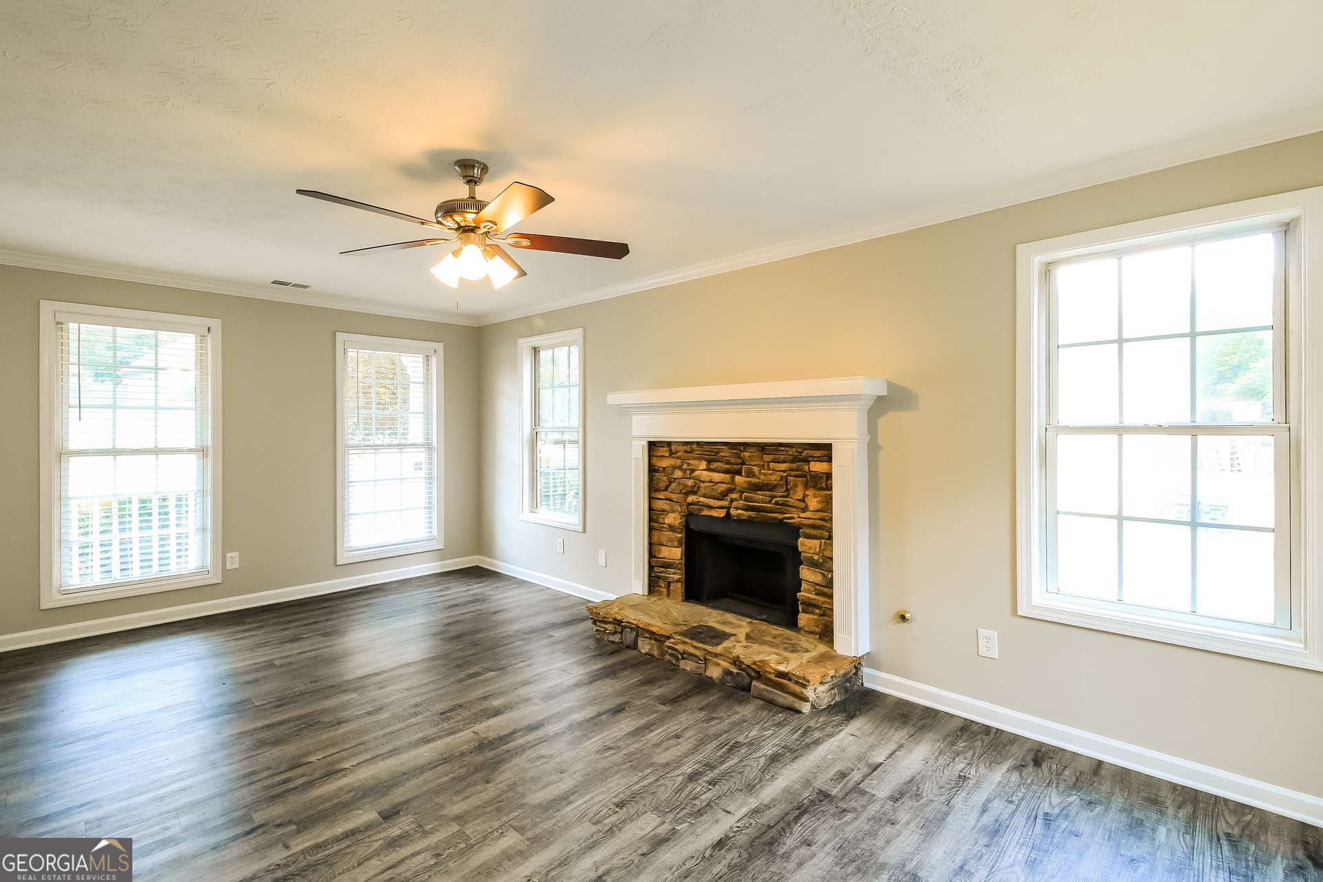 Loganville, GA 30052,634 Weaver Falls CT