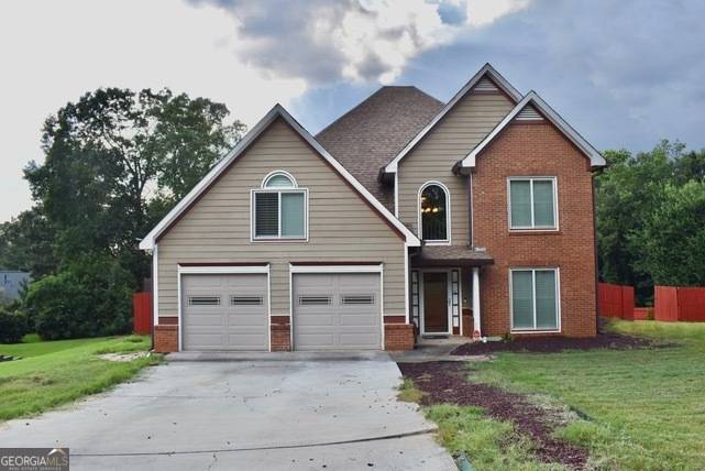 3336 Deerwood LN, Rex, GA 30273