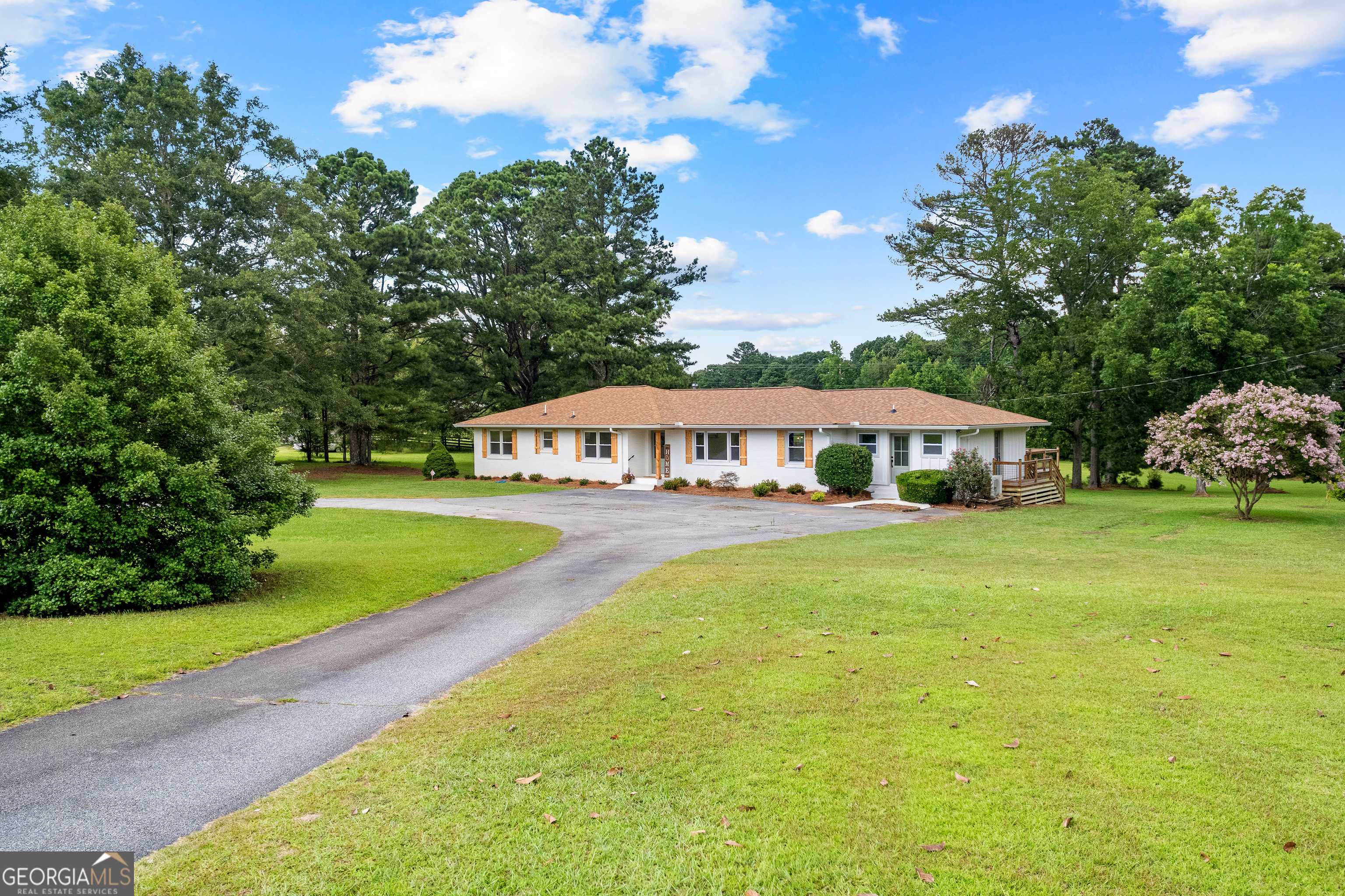 Sharpsburg, GA 30277,1367 Sharpsburg McCollum Road