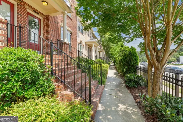 305 Alderwood Lane LN, Sandy Springs, GA 30328
