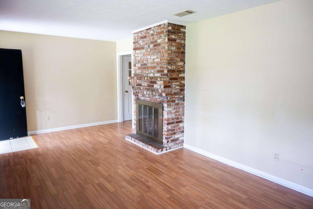 Waycross, GA 31503,904 Richmond AVE