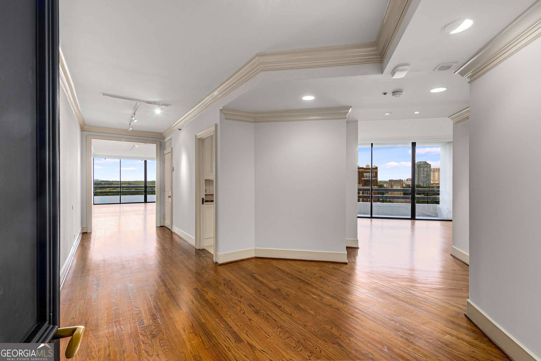 2660 Peachtree RD NW #20D, Atlanta, GA 30305