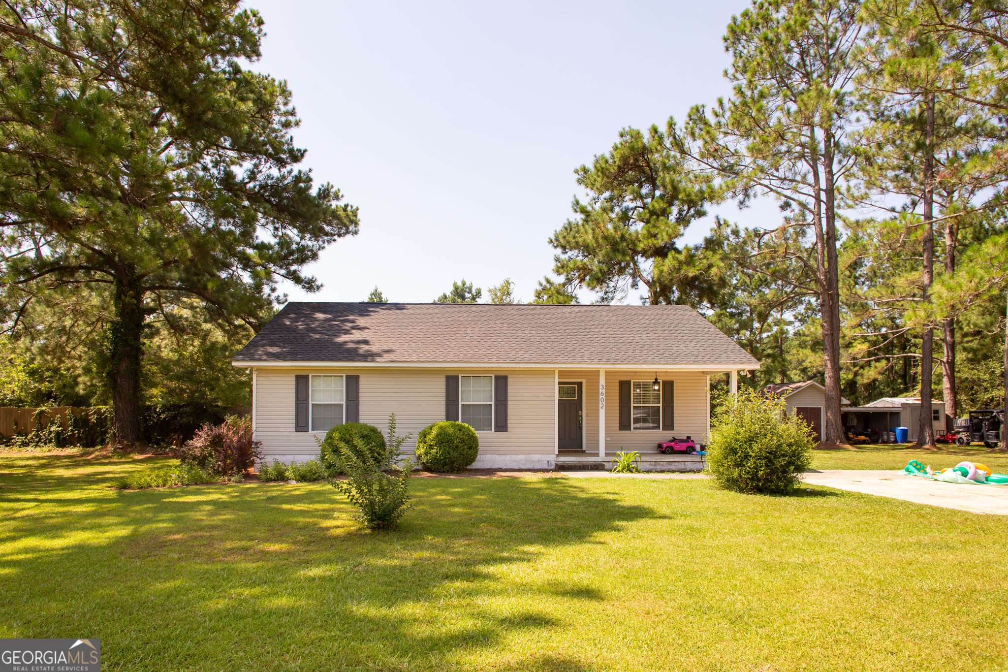 3602 Meadow LN, Blackshear, GA 31516