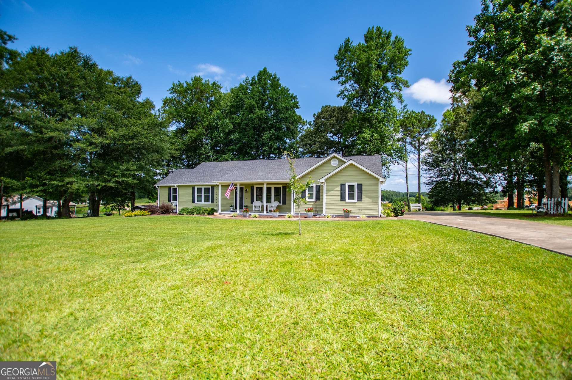 Carrollton, GA 30117,200 Gold Dust TRL