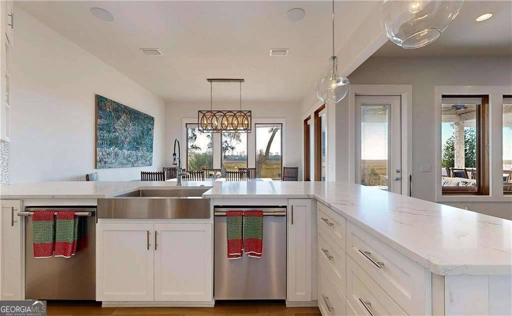 St. Simons, GA 31522,305 Yacht Club LN