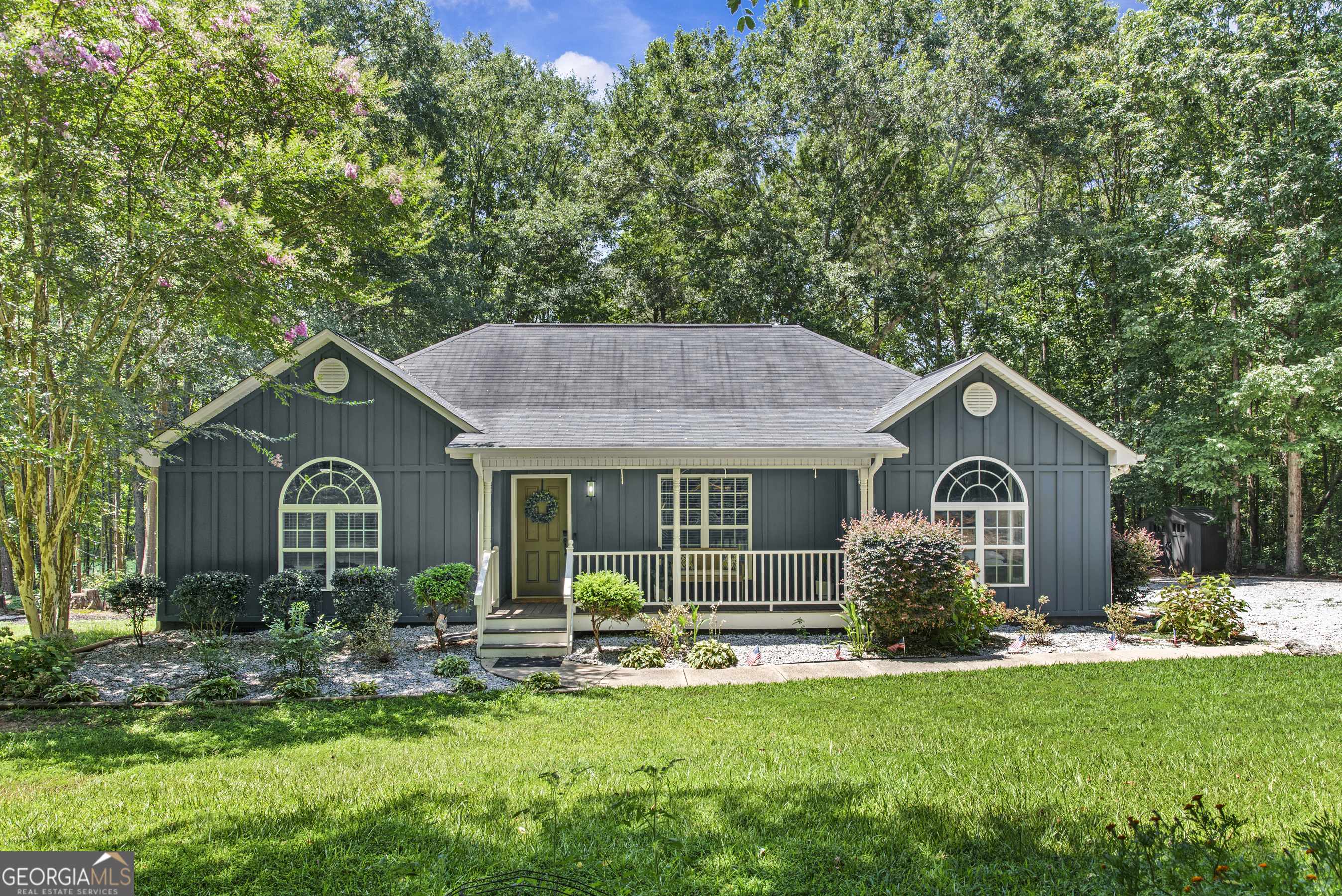 112 Barnes CIR, Commerce, GA 30530