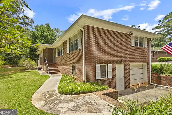 Forsyth, GA 31029,119 Country Club DR