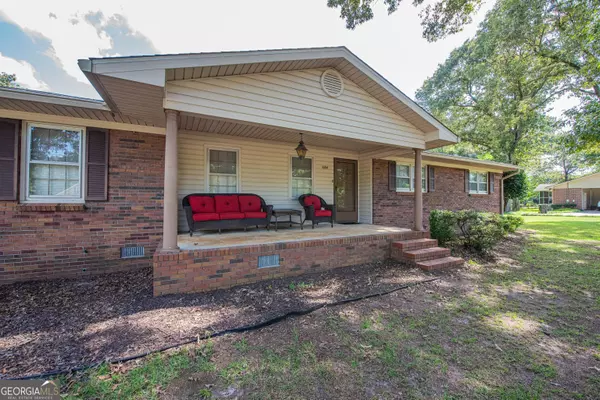 Byron, GA 31008,1004 Oak Ridge DR