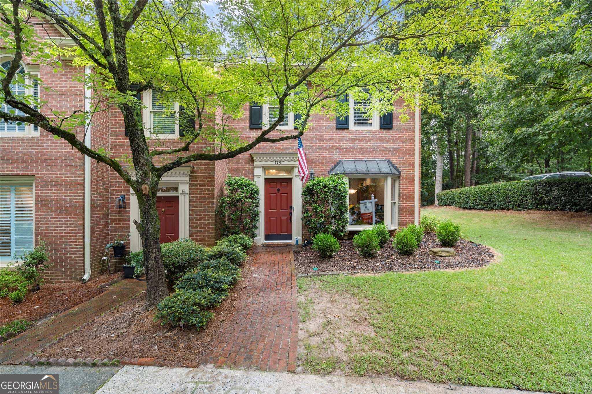 145 Weatherburne DR, Roswell, GA 30076