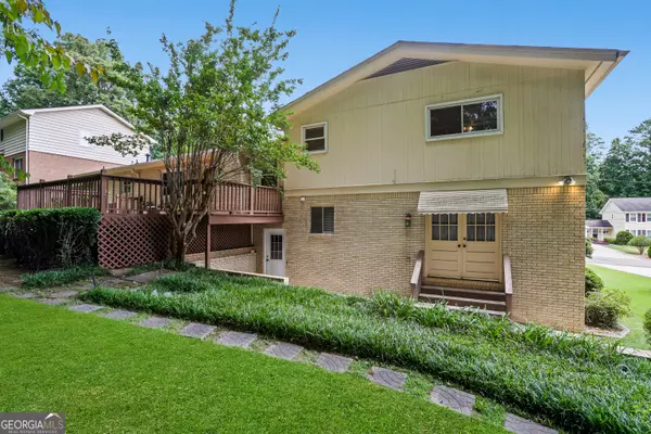 Dunwoody, GA 30338,4916 Windhaven CT