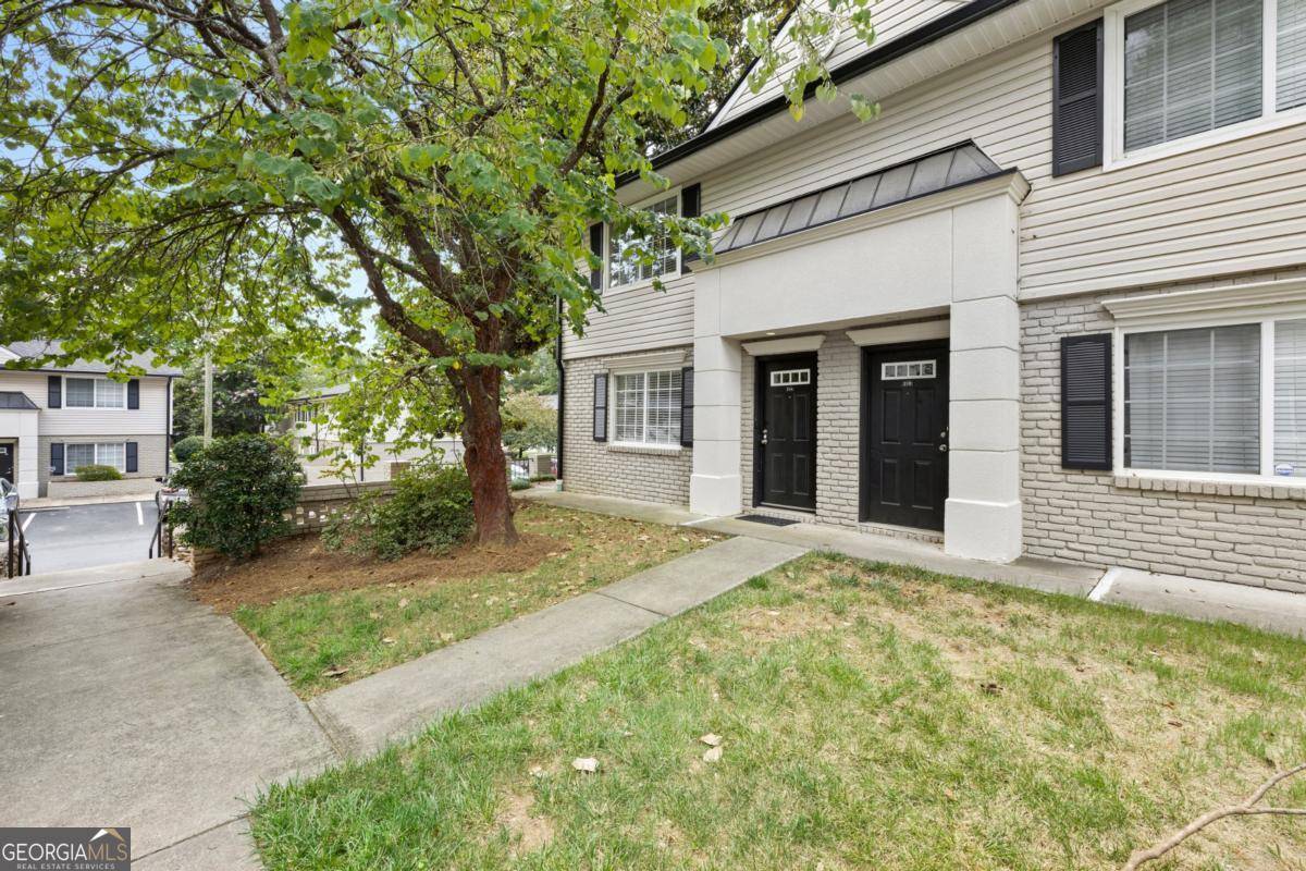 6940 Roswell RD #21A, Atlanta, GA 30328