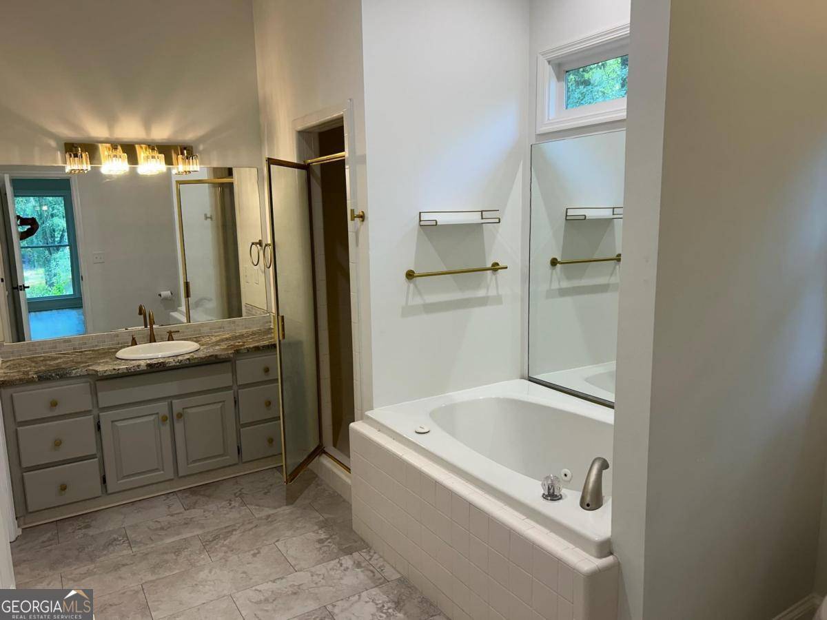 Greensboro, GA 30642,1231 Bennett Springs DR