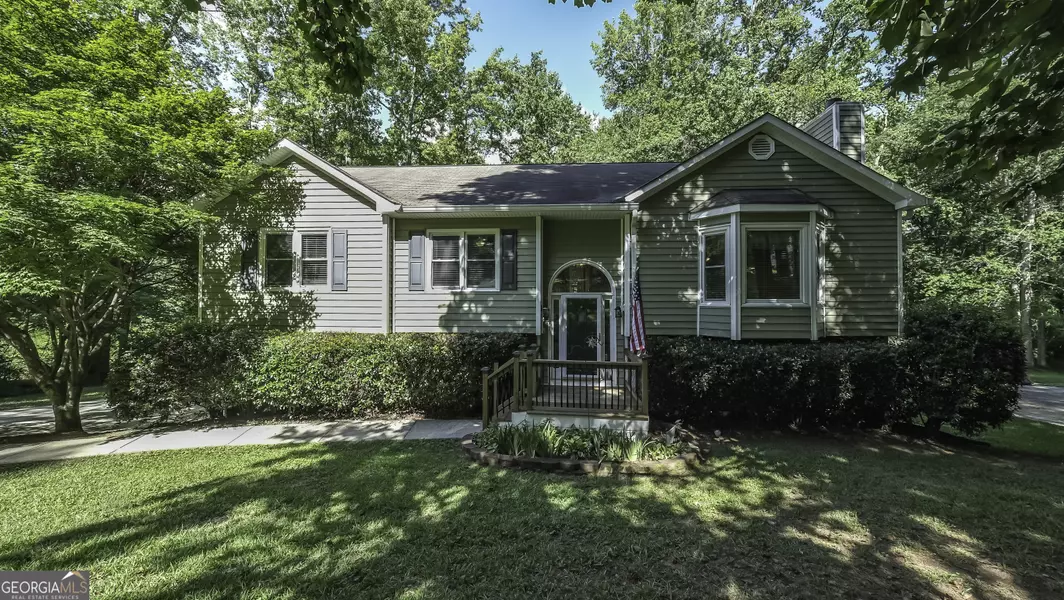 171 Deerfield LN, Carrollton, GA 30116