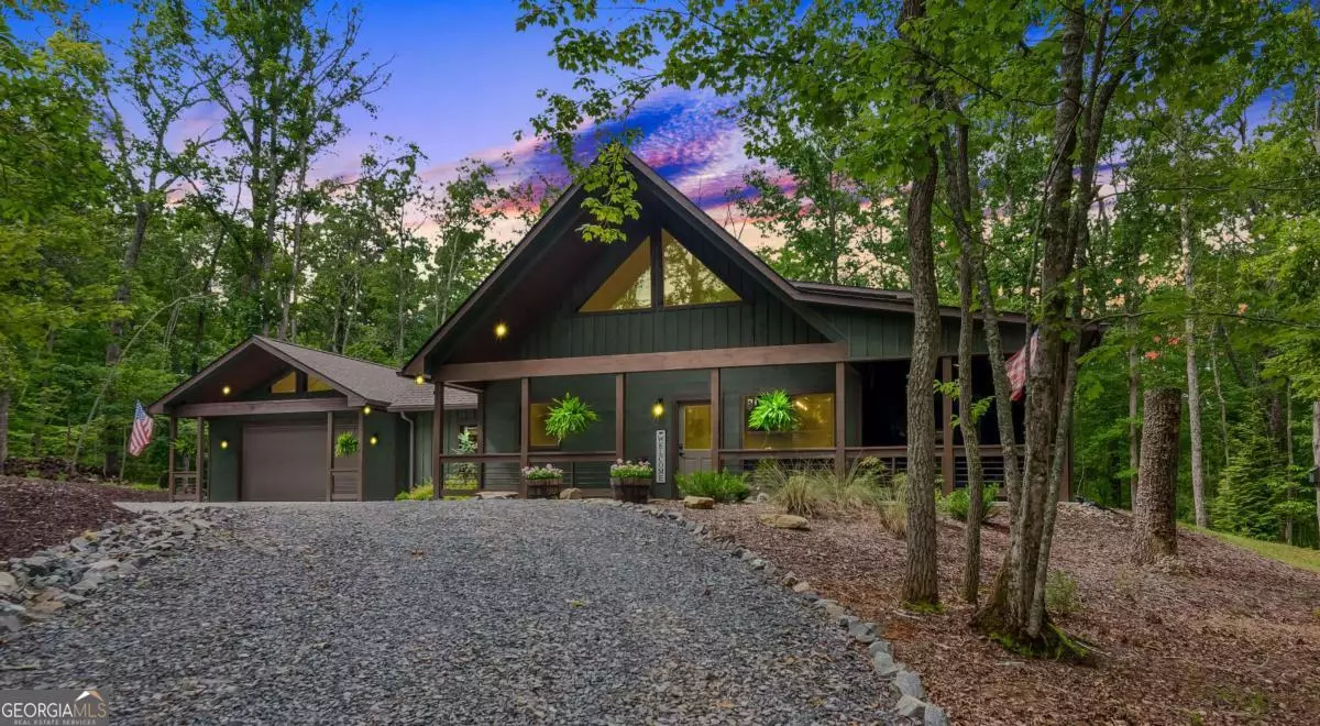 Mineral Bluff, GA 30559,261 Rooks RD