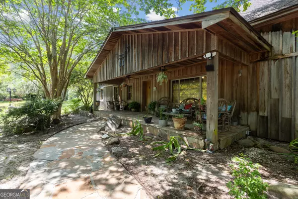 559 Cumberland RD, Hortense, GA 31543