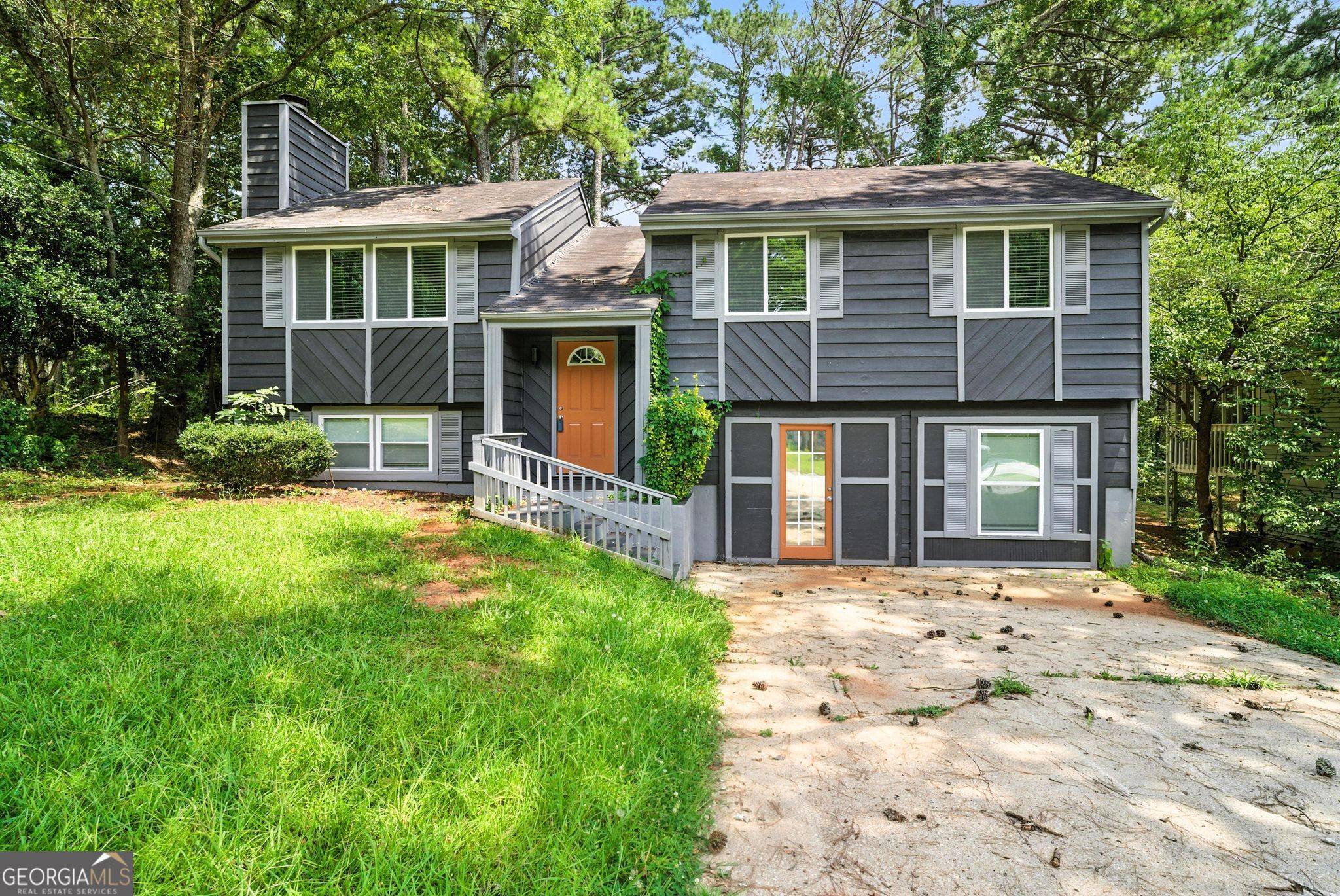 2106 Singer WAY, Lithonia, GA 30058
