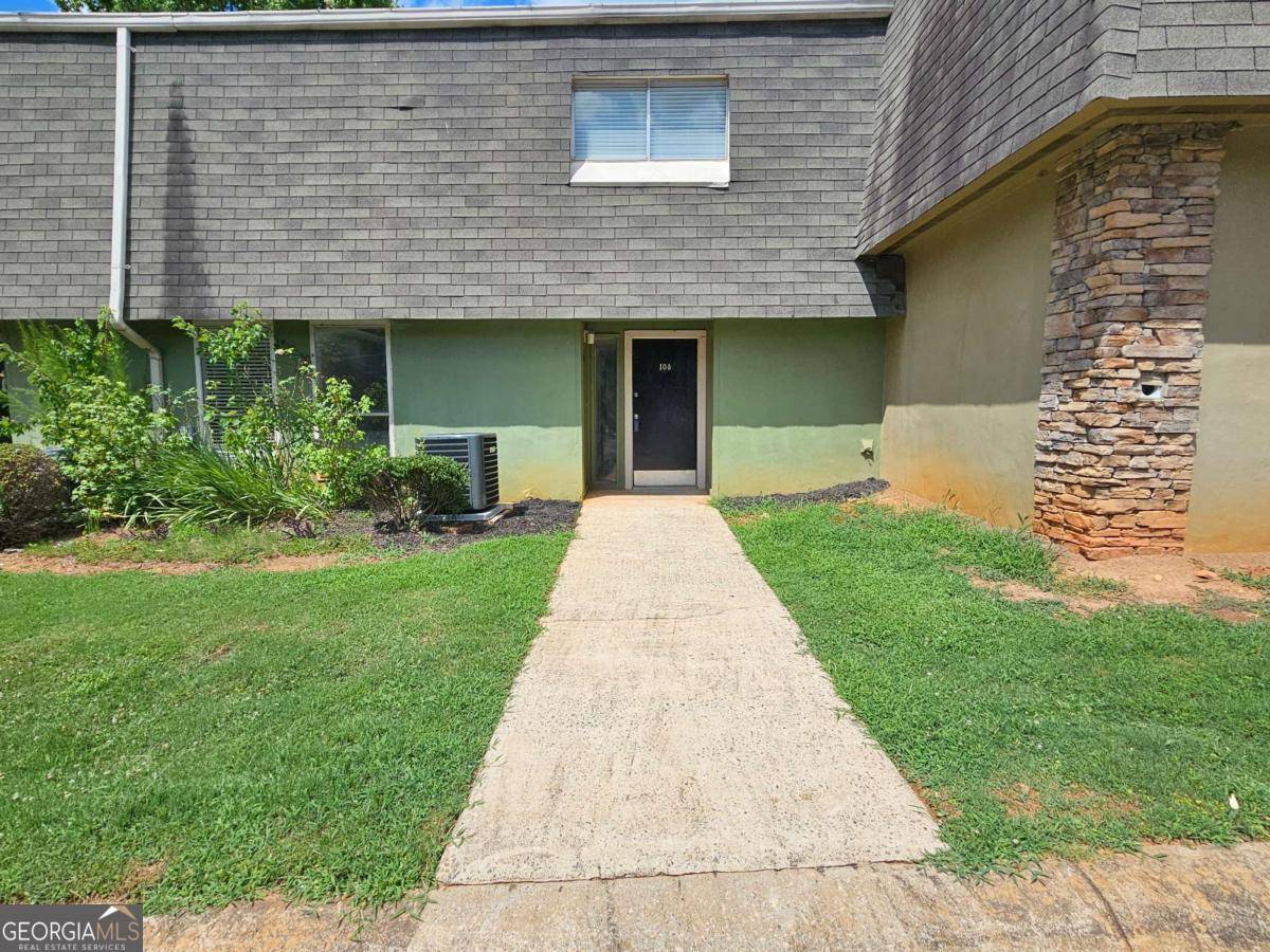 108 Scandia CIR, Athens, GA 30605