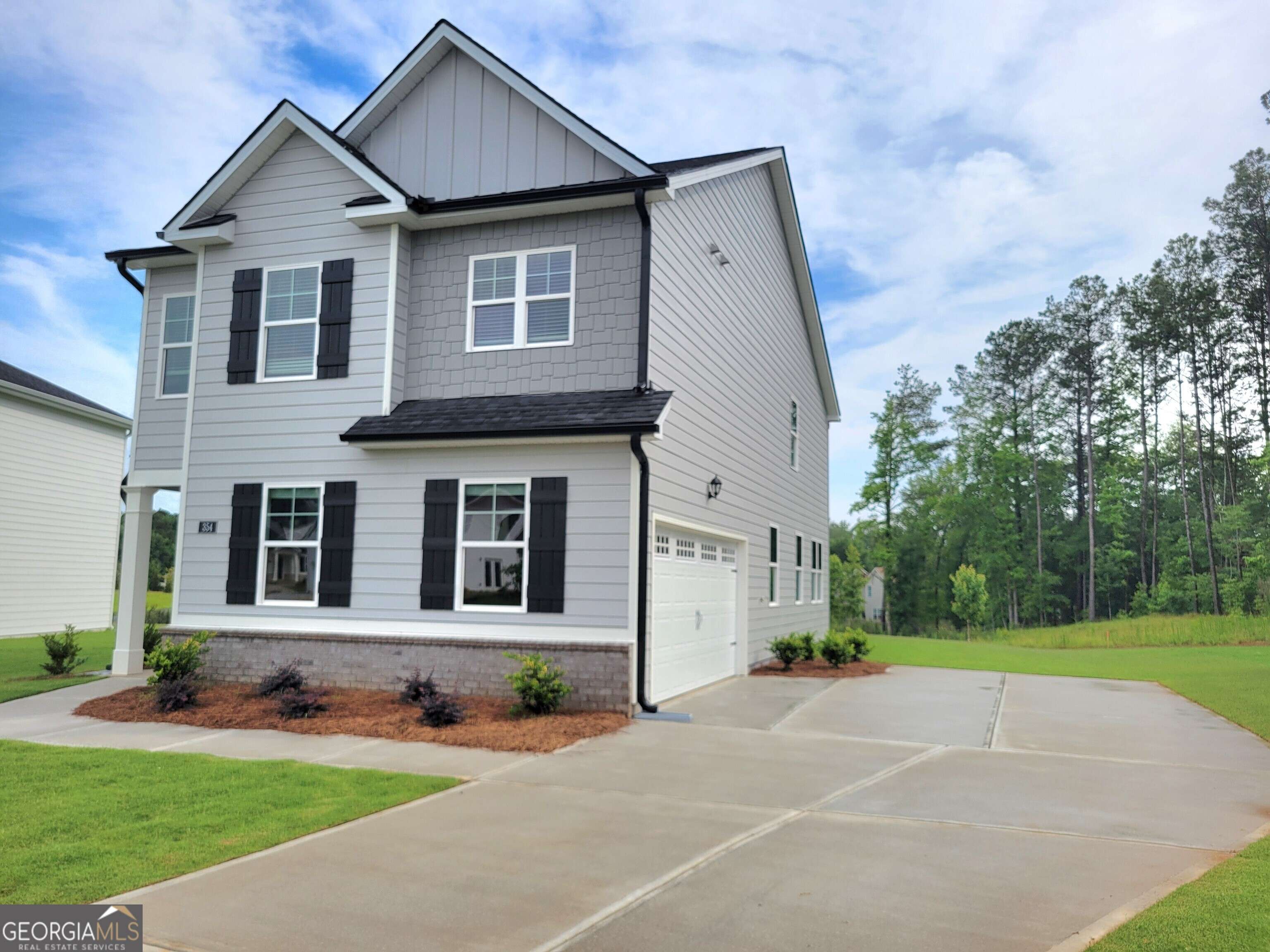 Hampton, GA 30228,354 Friendship Oak WAY
