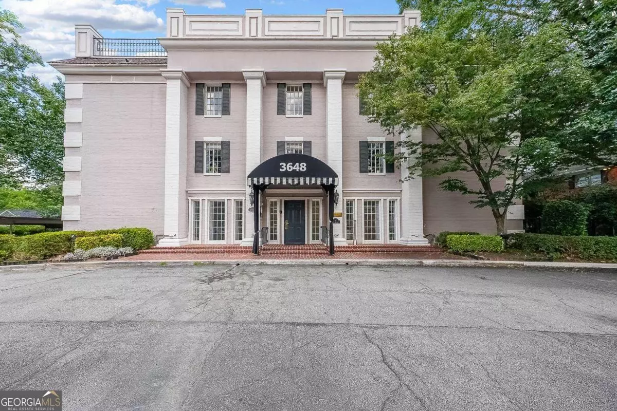 Atlanta, GA 30319,3648 Peachtree RD ##4S