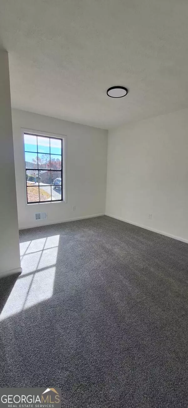 Marietta, GA 30066,487 Embry LN