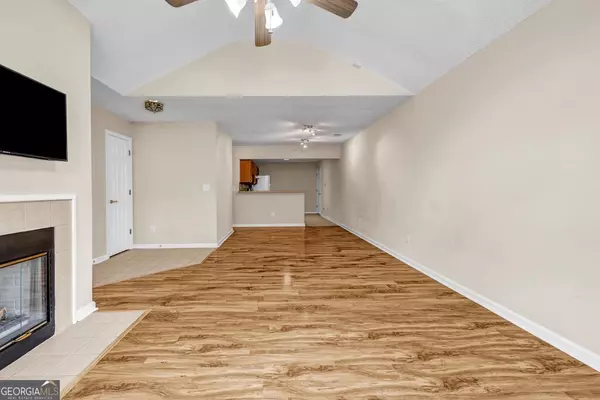 Stone Mountain, GA 30087,2191 Rockbridge RD #1104