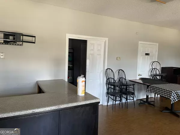 Sparta, GA 31087,21 Powelton AVE