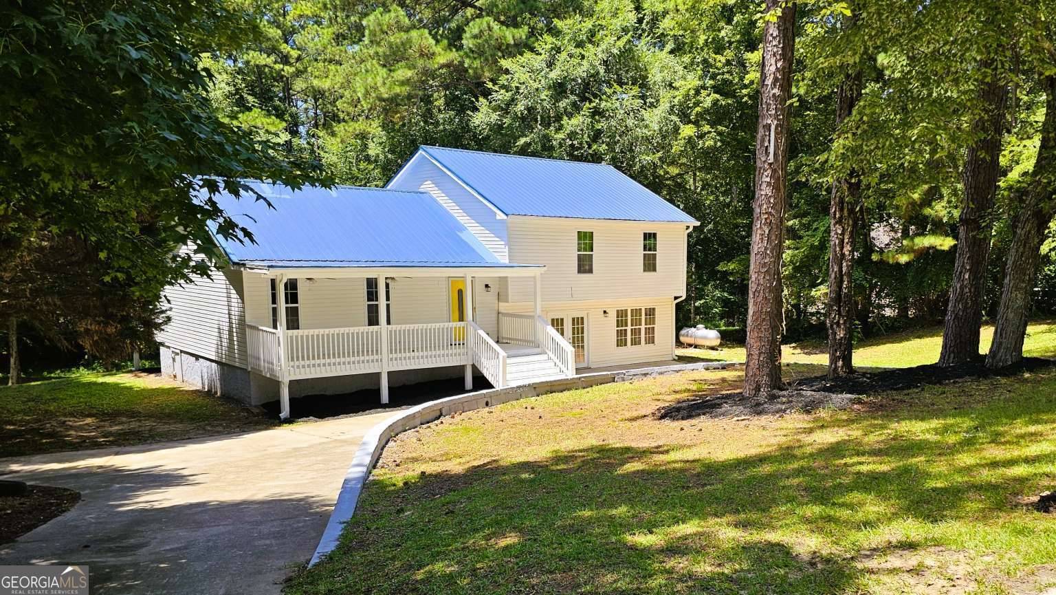 Monticello, GA 31064,389 Waxwing DR
