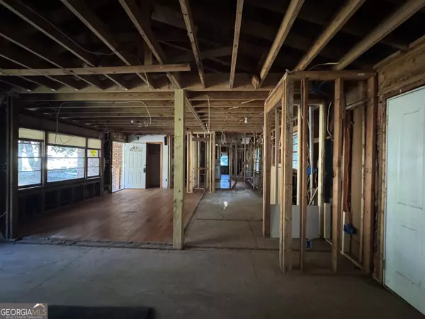 Atlanta, GA 30331,3598 Ingledale DR SW