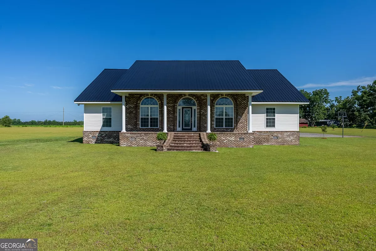 Blackshear, GA 31516,3675 Troy RD