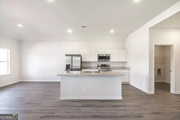 Byron, GA 31008,100 Monroe CT