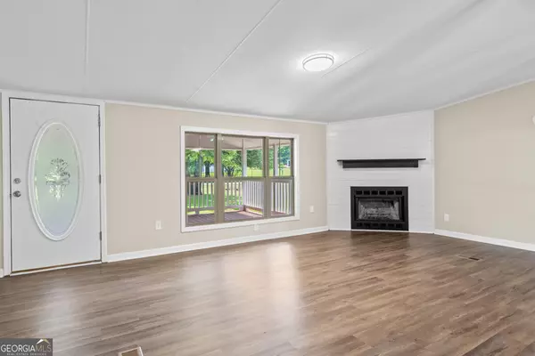 Hampton, GA 30228,166 James DR